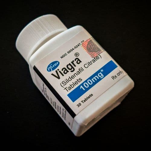 Viagra 100mg 30 tablet bottle product picture